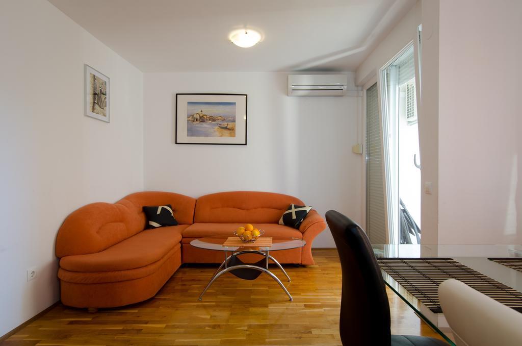 Apartments And Rooms Misic Trogir Zewnętrze zdjęcie